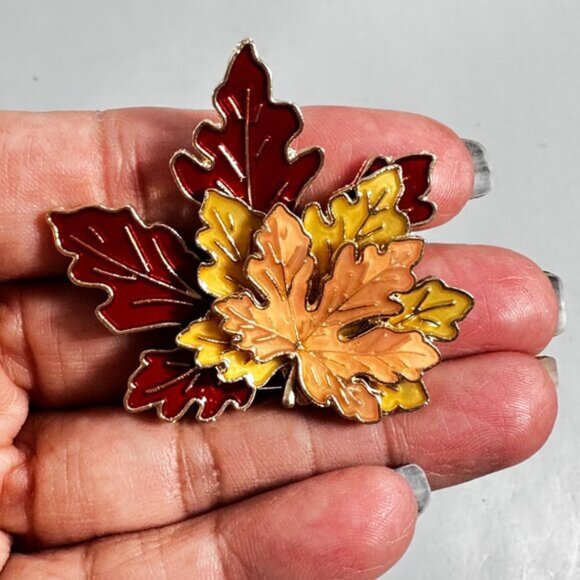 Autumn Leaves Lapel Pin Fall Harvest Brooch Badge Accessories Jewelry Gift Pin - Picture 5 of 8